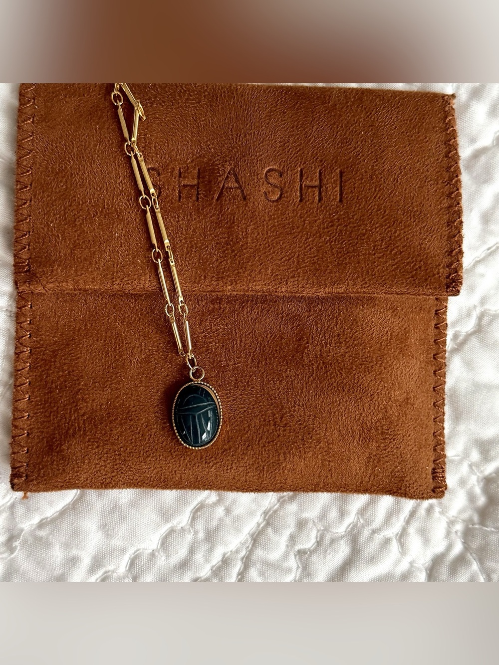 NWOT Shashi Jasper Scarab Pendant Necklace 18K Gold Plated Brass Paperclip Chain